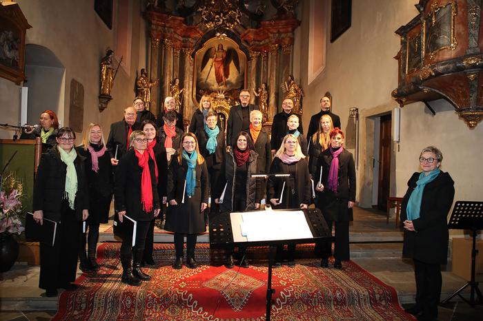 Das „Ensemble Vocativ“ feierte kürzlich in der Pfarrkirche in Trautmannsdorf mit zahlreichen Gästen ihr 25-Jahr-Jubiläum