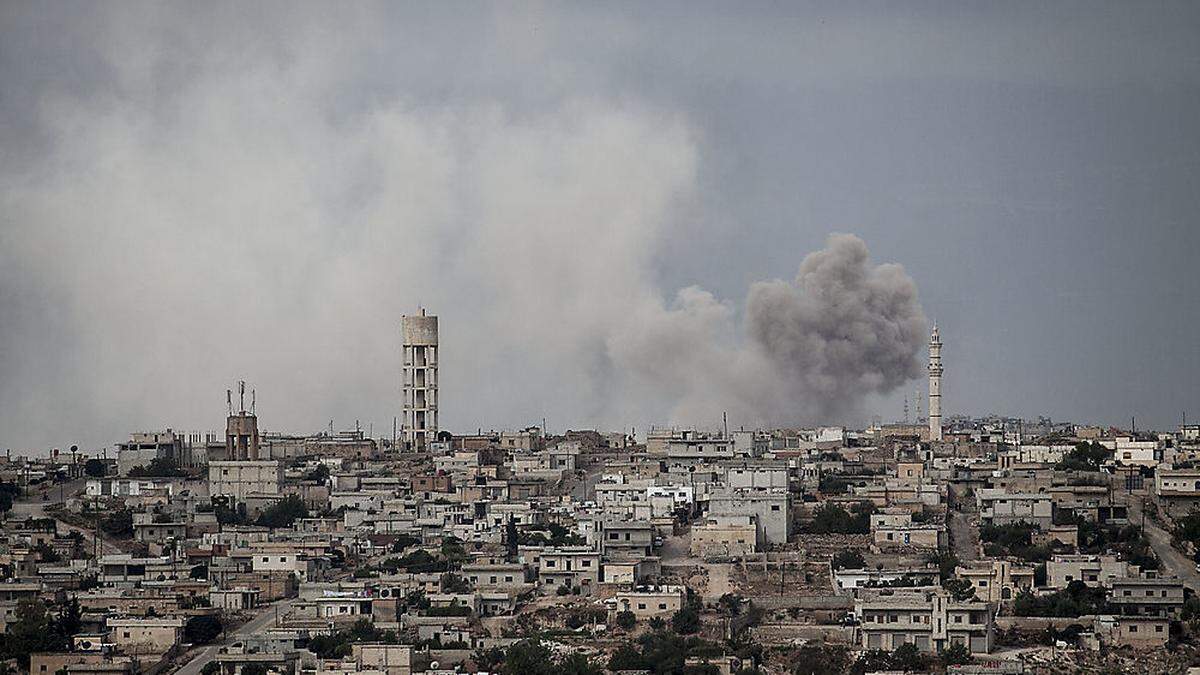 Fast drei Millionen Menschen leben in der syrischen Region Idlib (Archivaufnahme). Assad will die letzte noch verbliebene Rebellenhochburg ausradieren, in der auch Al Kaida massiv mitmischt. 