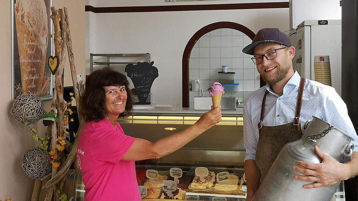 Sabine Gollob von der Bäckerei Lagler und Franz-Stefan Glabischnig von der Sennerei Alexanderalm