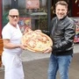 Ionel Tudor (rechts) eröffnet die Casa Mulino in Hartberg neu