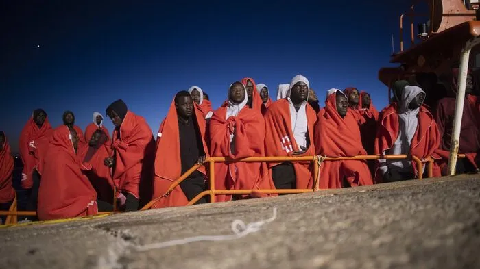 In den letzten Monaten hat sich die Migrationsroute von Italien nach Spanien verlagert. Spanien ist zum Hauptziel von Menschen auf dem Weg nach Europa geworden.