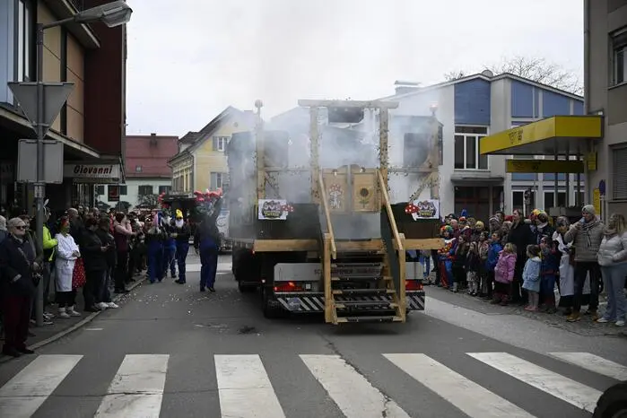 Unter dem Motto „Deutschlandsberg im Faschingsfieber“ verwandelte sich der Hauptplatz in eine farbenfrohe Bühne.