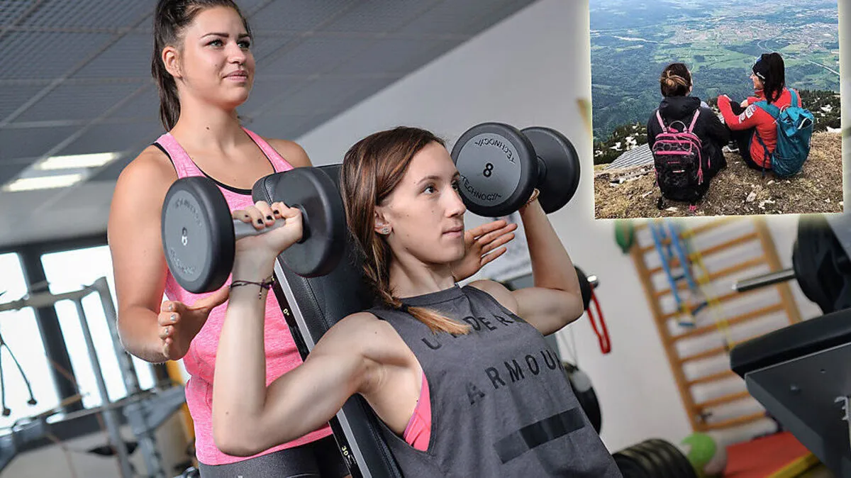 Nadine Fest und Daniela Ulbing (mit Hanteln) bilden eine Trainingsgemeinschaft. Wandern ist eine gemeinsame  Leidenschaft.