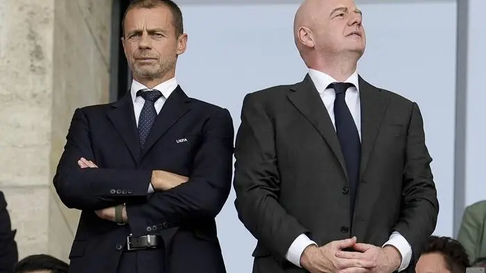 Aleksander Ceferin und Gianni Infantino
