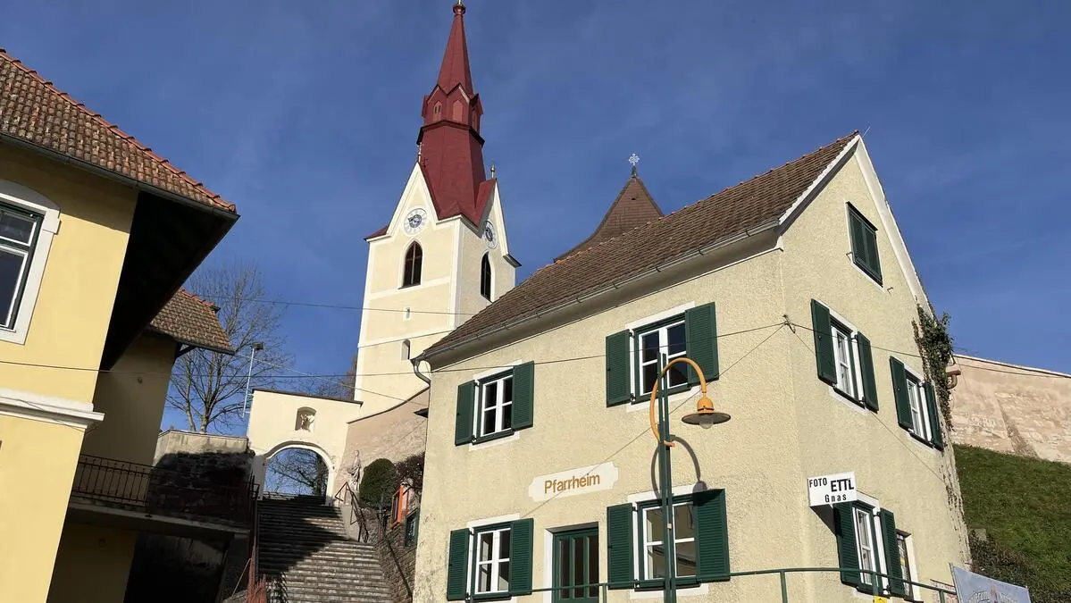 Die Kirche und Pfarre St. Andrä in Jagerberg