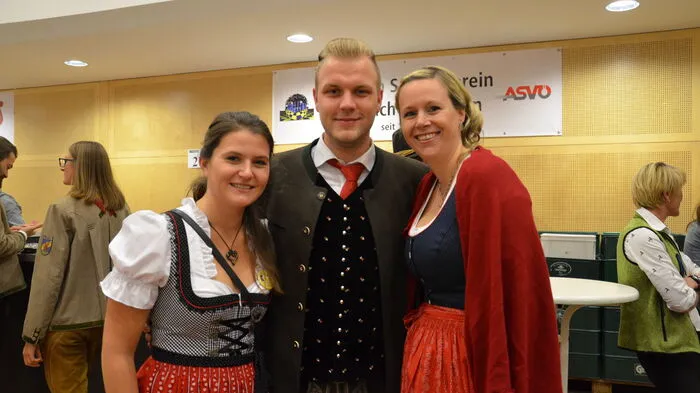 Das Käsefestival ist ein Genussfest, aber auch eines, bei dem man sich trifft. Kommen Sie mit uns auf einen fotografischen Rundgang durch das Festival, das Samstag und Sonntag in Kötschach-Mauthen stattfindet.