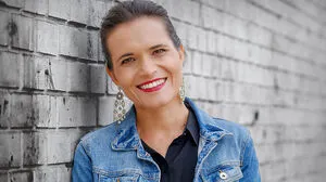 ORF-Literaturexpertin Katja Gasser führt die Gespräche