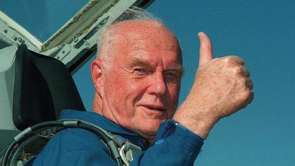 John Glenn bei seiner Weltraumfahrt 1998