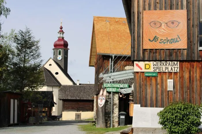Stationen waren unter anderem das Holzmuseum St. Ruprecht und das Brauhaus Murau. Danach ging es mit der Schmalspur-Bahn nach Tamsweg.