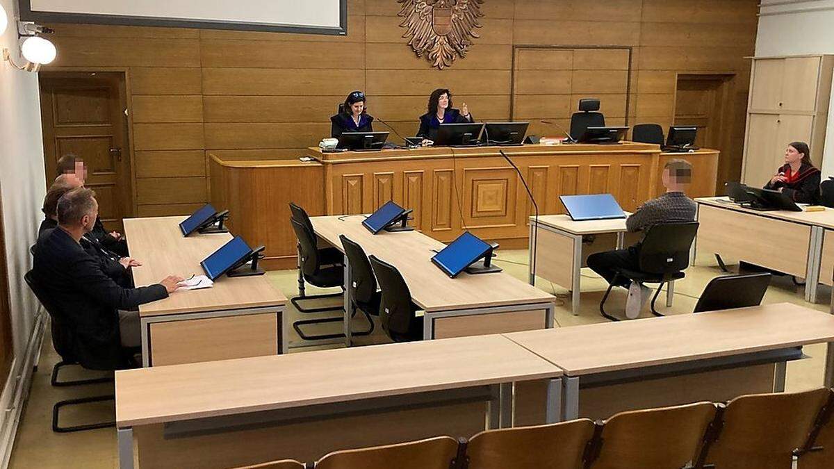 Das Schöffengericht unter dem Vorsitz von Richterin Michaela Sanin verurteilte den 16-Jährigen