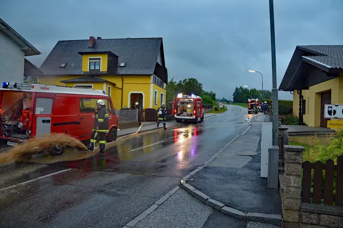 Am stärksten betroffen waren nach Angaben von Franz Resperger vom Landeskommando die Bezirke Waidhofen a. d. Thaya, Amstetten, Melk und St. Pölten.