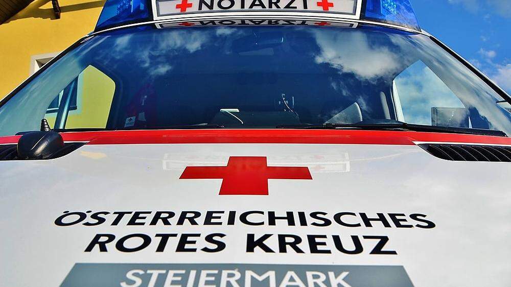 das Rote Kreuz brachte die Schwerverletzte ins LKH