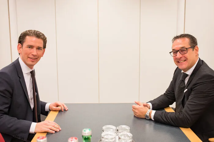 "Viele entscheidende Bereiche müssen durchdebattiert werden", sagte Strache.