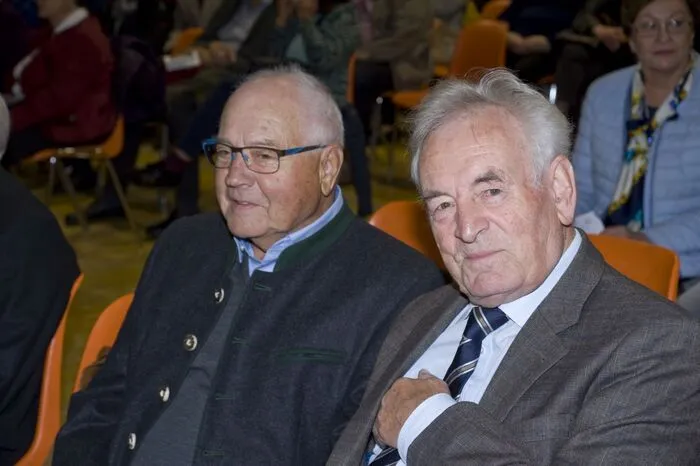 Nach der Pause gesellte sich zum Blasorchester der Murtaler Trommelkreis mit Paulos Worku aus Addis Abeba (Äthiopien) hinzu.