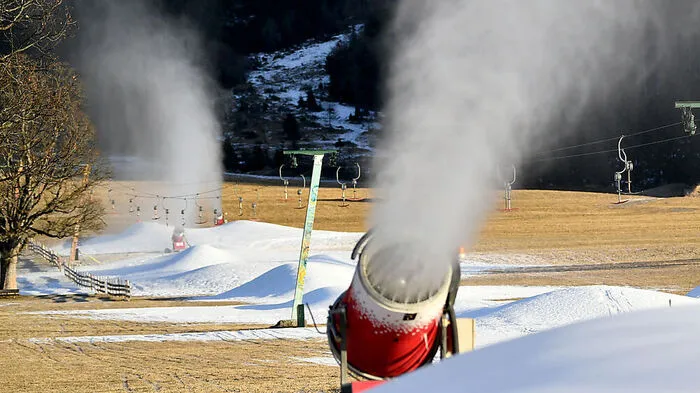 Bei dieser Kälte können Schneekanonen aus "allen Rohren schießen"