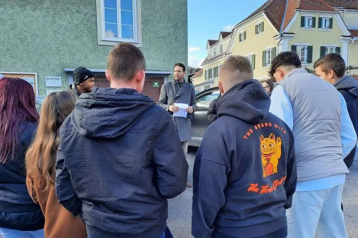 Religionslehrer Ewald Nagl begleitete die Jugendlichen.