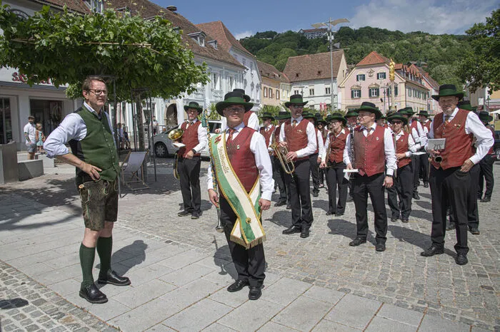 Begrüßt wurden die Musiker am Hauptplatz in Hartberg von ihrem Obmann, Bürgermeister Marcus Martschitsch