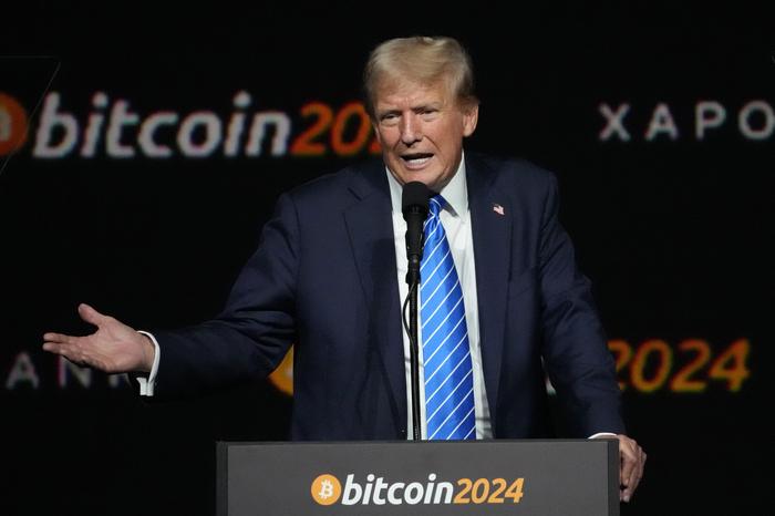  Trump im Juli 2024 auf der Bitcoin-Konferenz in Nashville