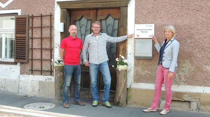 Vor Kurzem ist die Produktionsschule nach Mureck gezogen. Andreas Gratz, Martin Michelitsch und Helene Kager bitten herein.