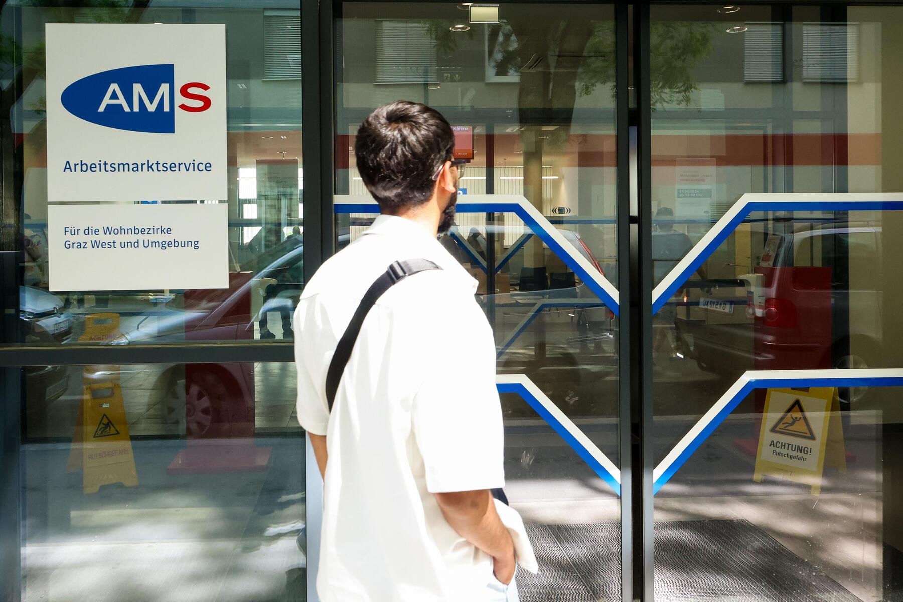 Mann täuschte Behinderung vor und erschlich 255.000 Euro von der PVA