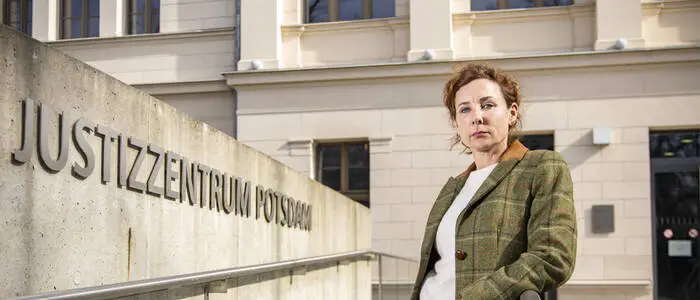 Juli Zeh: Juristin, Schriftstellerin und ehrenamtliche Richterin am Verfassungsgericht des Landes Brandenburg