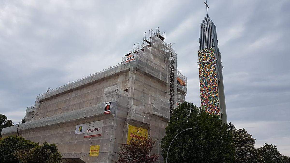 100 Gläubige dürfen in die Feldbacher Stadtpfarrkirche.