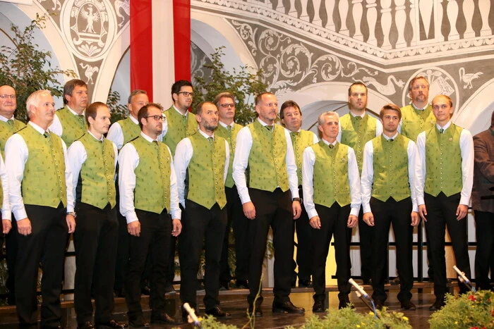 Neben dem Veranstalter (Leitung: Dieter Habernig)..... 