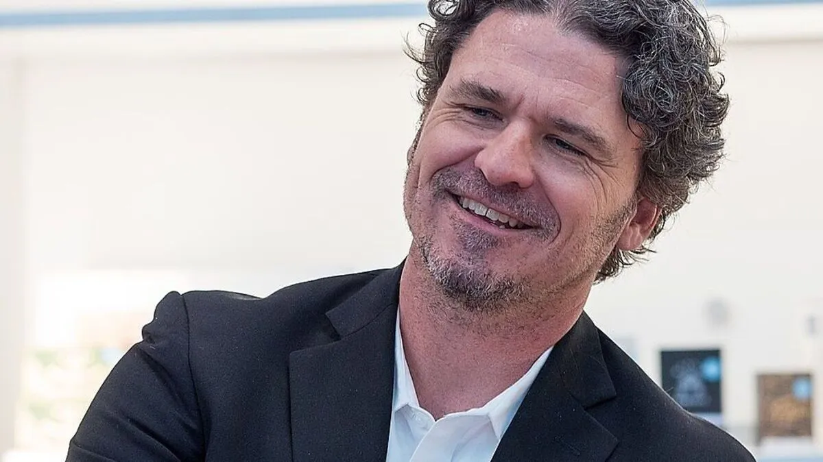 Literarischer Doppelschlag: Dave Eggers