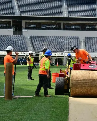 Im Stadion von Los Angeles wurde ebenfalls ein neuer Rasen verlegt