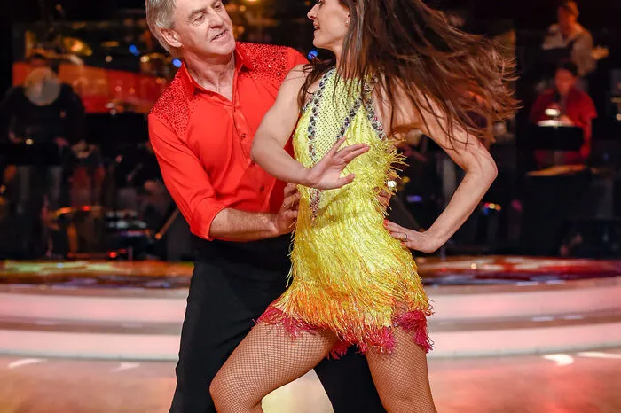 Walter Schachner und Lenka Pohoralek tanzten zu "I'll Be There for You".