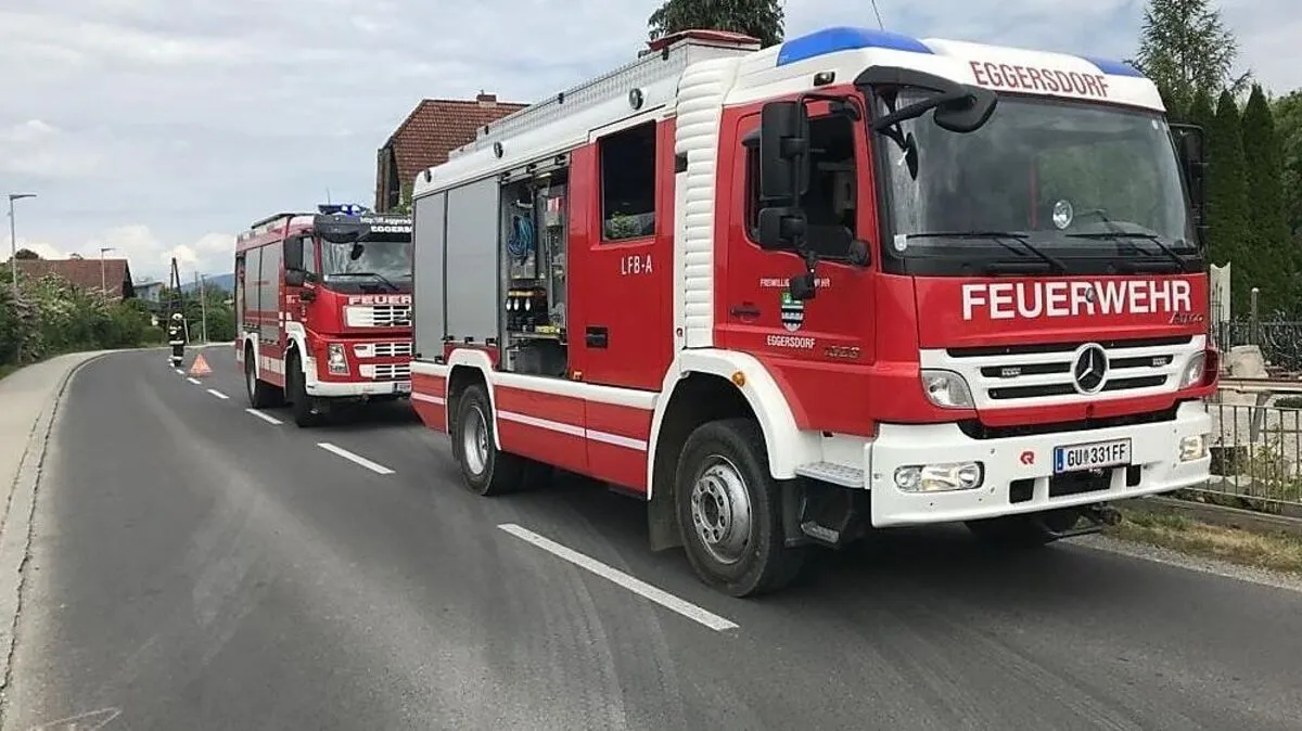 Die Feuerwehr war nach dem Unfall  im Einsatz