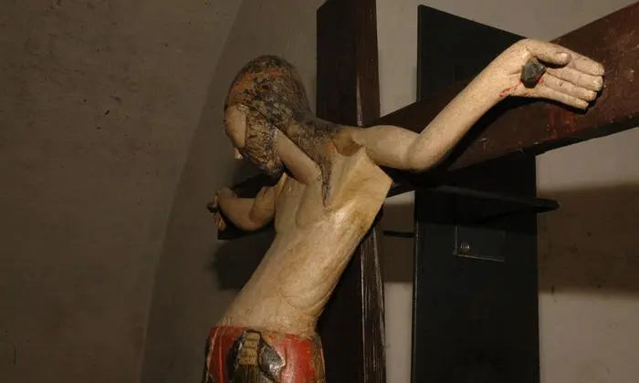 Das romanische Hölleiner Kreuz