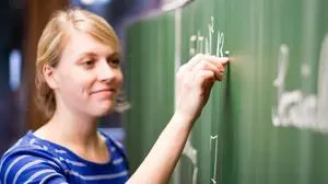 Haben die Lehrkräfte demnächst mehr Zeit für Ihre Schüler? 