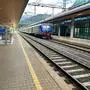 Der Bahnsteig am Bahnhof in Tarvisio Boscoverde