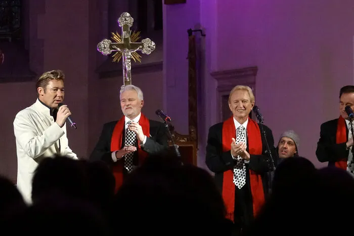 Es begeisterten Sänger Dennis Jale und "The Imperials".