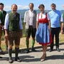 Eröffnung mit LAbg. Gerald Holler, Andreas Prückler, Bürgermeister Erich Plasch, Rudi Tischhart, Maria Pein, Pfarrer Marius Martinas und TV-Obmann Herbert Germuth
