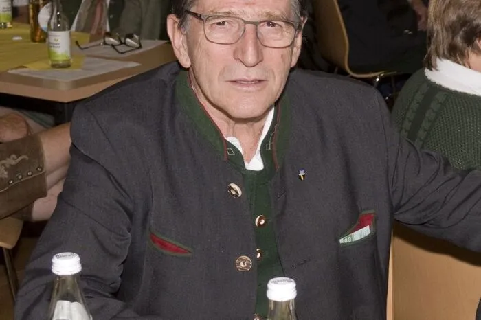 Auf der Bühne zu hören und zu sehen waren in Folge die Gruppe "G’strich’n vui", die Familienmusik Anhofer, das Flügelhornduo des Musikvereines Gaal, der Volksliedchor Gaal und der Sunnberger Viergsang, geleitet von Maria Reumüller.