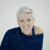 Barbara Fleck arbeitet mit Menschen mit Demenz und begleitet ihre Angehörigen.