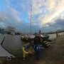 Manuel Schwameder und Marc Mauser vor ihrem Boot "Louis Beton", mit dem sie bald in ein großes Abenteuer aufbrechen wollen