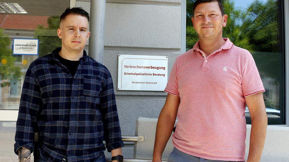 Felix Rohrer und Dieter Siegl von der Kriminaldienstgruppe der Polizeiinspektion Fürstenfeld