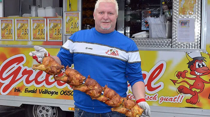 Ewald Velikogne ist als "Grillteufel" im Tal unterwegs