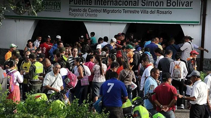 Die Grenze zwischen Venezuela und Kolumbien wird belagert