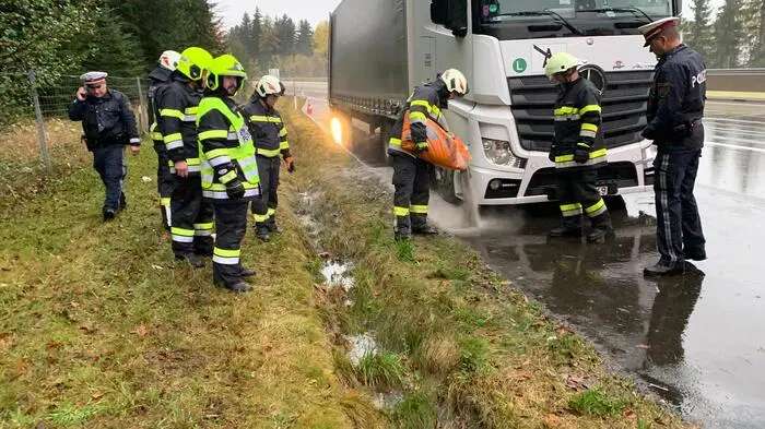 Klicken Sie sich durch die Fotos vom Feuerwehreinsatz!
