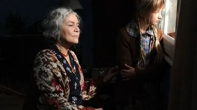 Hannelore Elsner und Nike Seitz: starke Frauenfiguren in "Hannas schlafende Hunde"