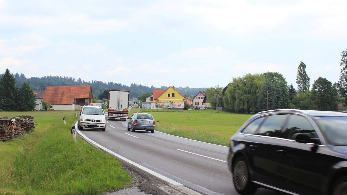 Derzeit rollen täglich noch rund 19.000 Fahrzeuge über die alte B70 in Söding-St. Johann
