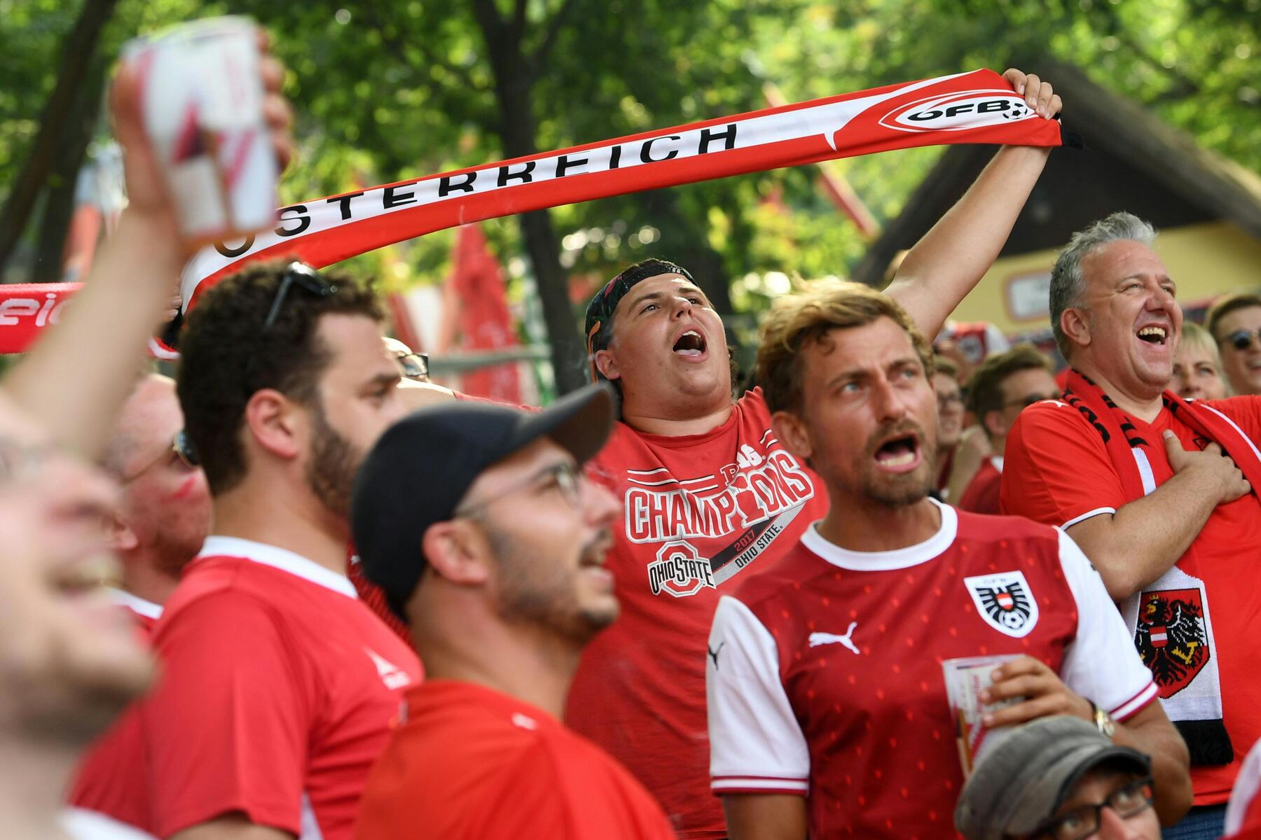 Public Viewing: Hier treffen sich Fußballfans zum gemeinsame