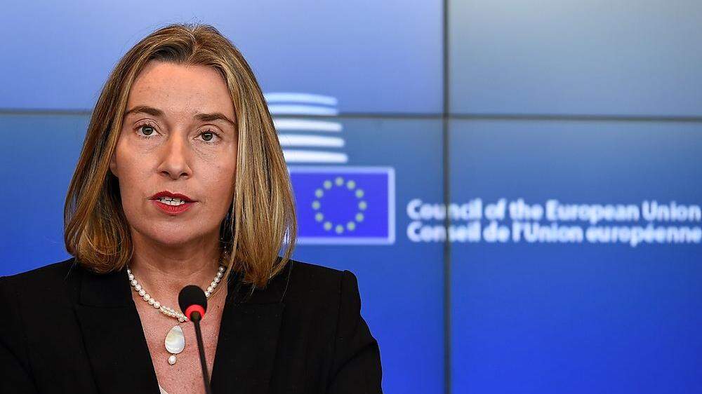 Die EU-Außenbeauftragte Federica Mogherini kündigte ein Treffen der Außenminister in Luxemburg an.
