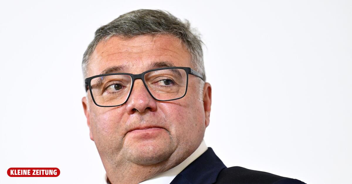 Leichtfried wants age limit by the end of the year