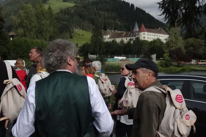 Zahlreiche Vereine, die einheimische Gastronomie sowie regionale Bäuerinnen und Bauern der Gemeinde Gaal sorgten für die Verpflegung der Wanderer.