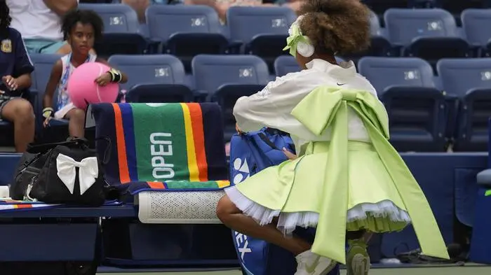 Naomi Osaka wählte für ihre ersten US Open seit 2022 ein auffälliges Outfit